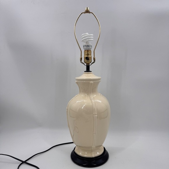 Vintage Chinoiserie Faux Bamboo Ceramic Urn Table Lamp